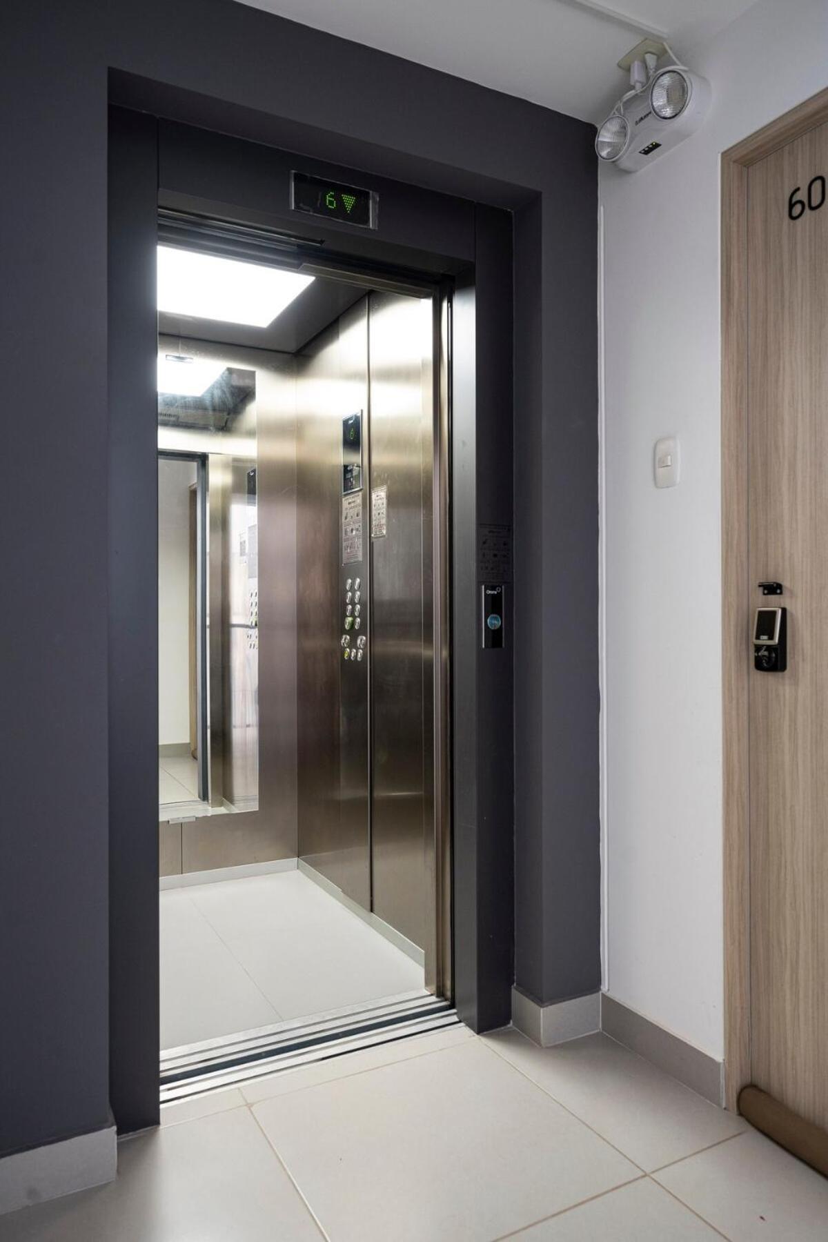 Cozy And Modern Near Downtown Apartamento *